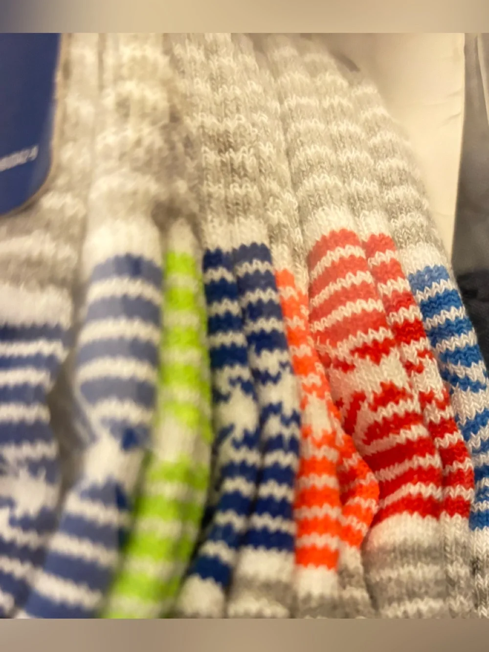 HANES BOYS GIRLS ANKLE SOCKS, size L